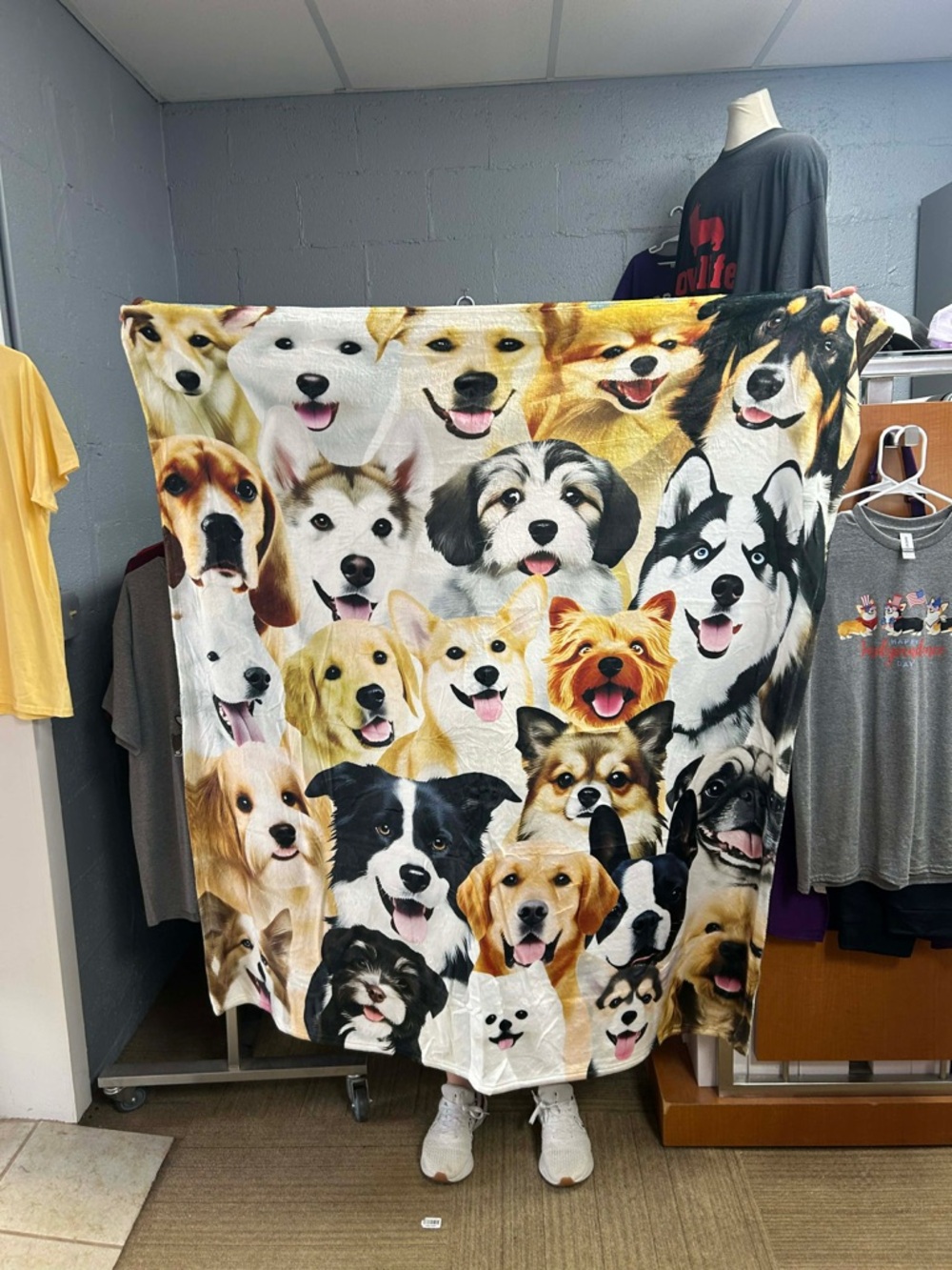 Throw Blanket  50“ x 60” dogs